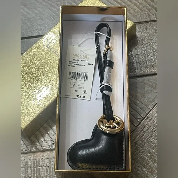 Michael Kors Black Leather Heart Charm - Picture 4 of 4